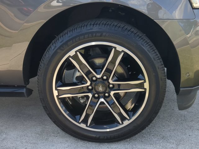 Used 2021 Ford Expedition Limited AWD/4WD image 10