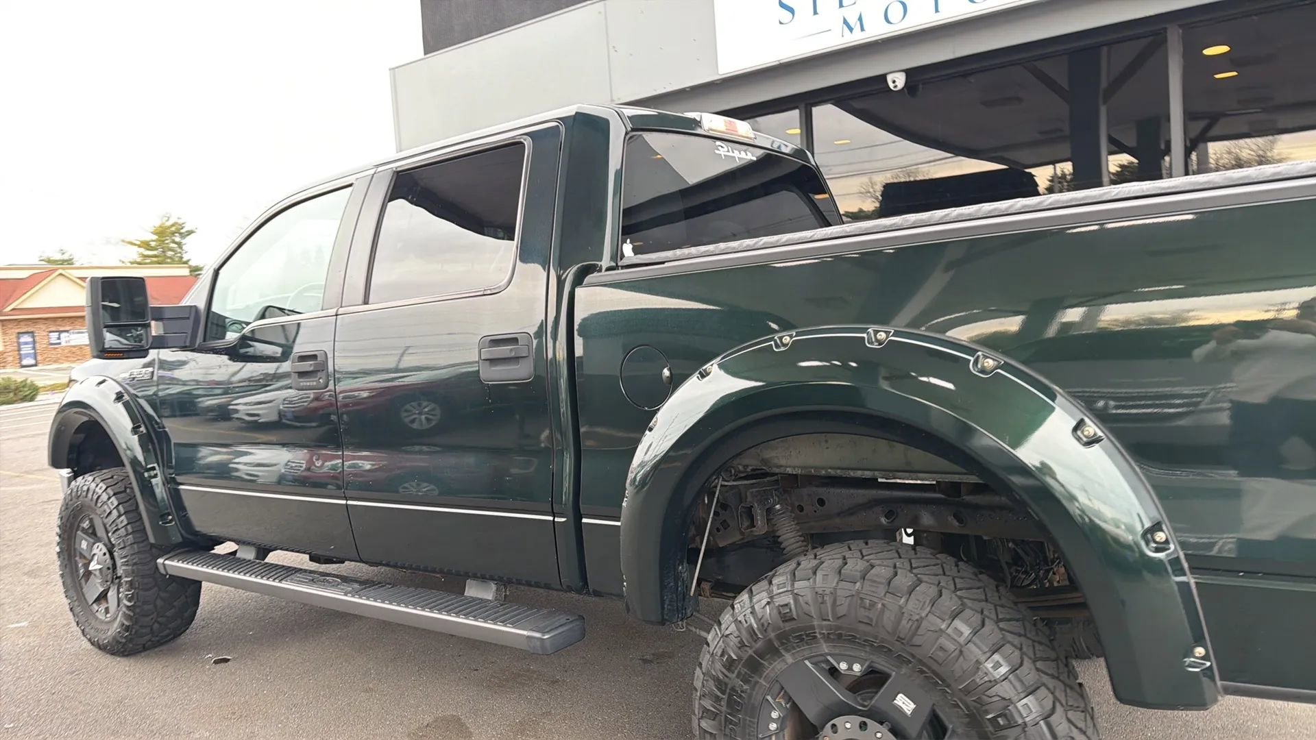 Used 2013 Ford F150 XLT w/ Mid Equipment Group image 6