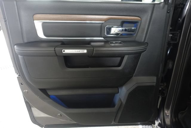 Used 2014 RAM 1500 Laramie w/ Convenience Group AWD/4WD image 19