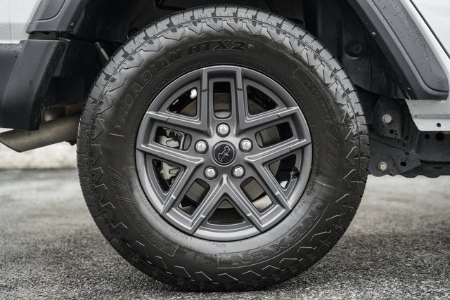 Used 2024 Jeep Wrangler Sport S image 29