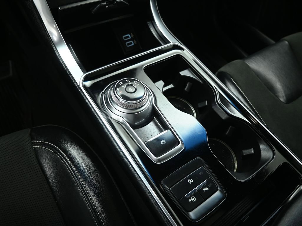 Certified 2019 Ford Edge ST w/ Equipment Group 401A image 18