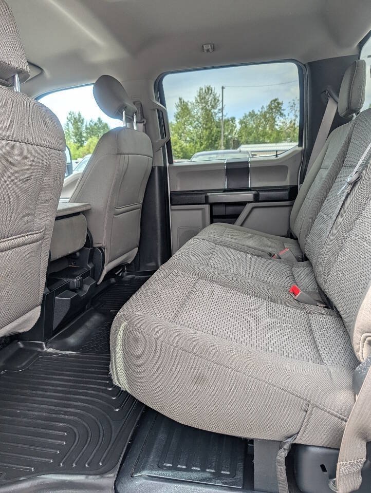 Used 2019 Ford F350 XLT w/ Camper Package AWD/4WD image 19