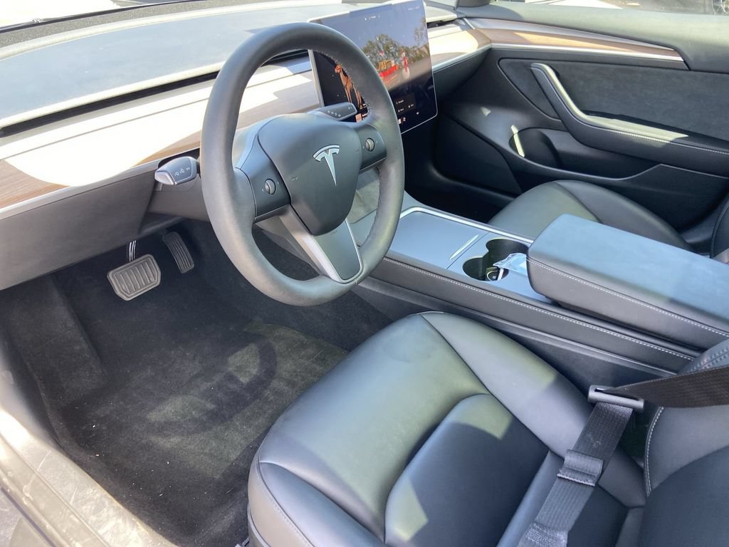 Used 2023 Tesla Model 3 Standard Range RWD image 6