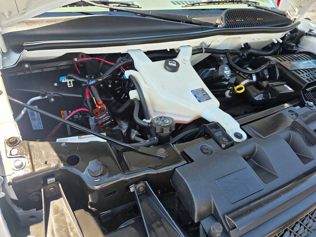 Used 2020 Chevrolet Express 3500 Extended w/ Power Convenience Package RWD image 21