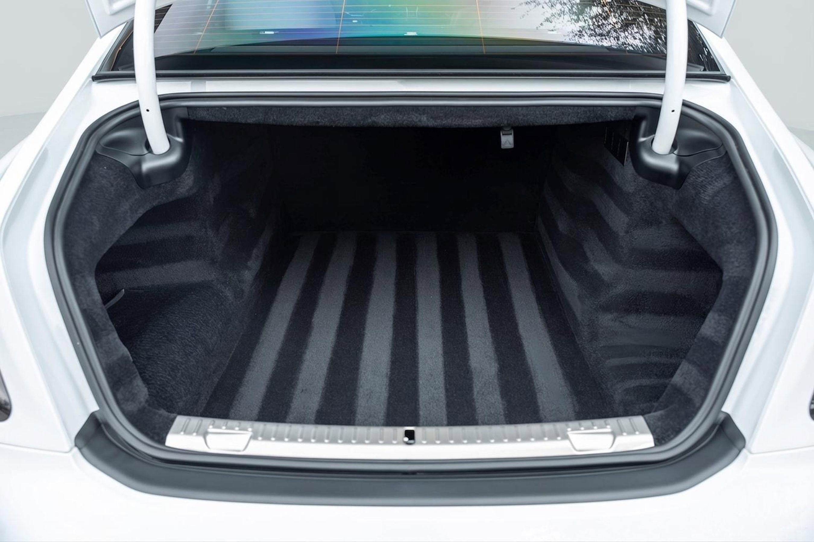 Certified 2023 Rolls-Royce Ghost Black Badge w/ Black Badge Ghost Package image 15