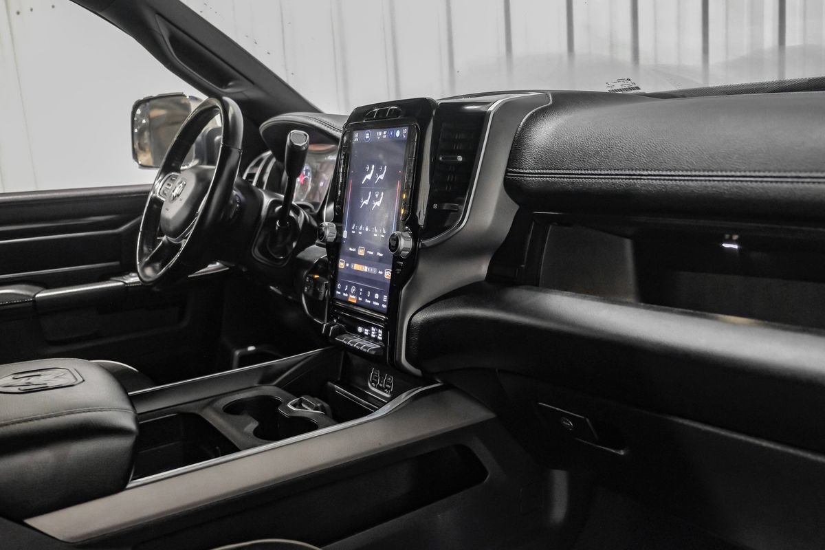 Used 2022 RAM 2500 Laramie AWD/4WD image 12