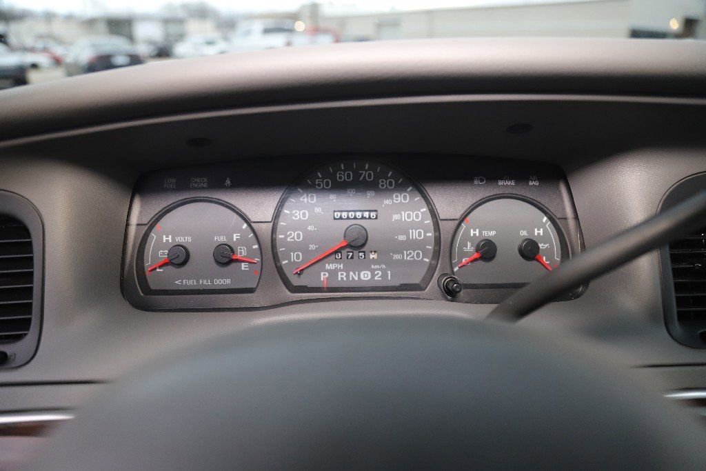 Used 2004 Mercury Grand Marquis GS image 33