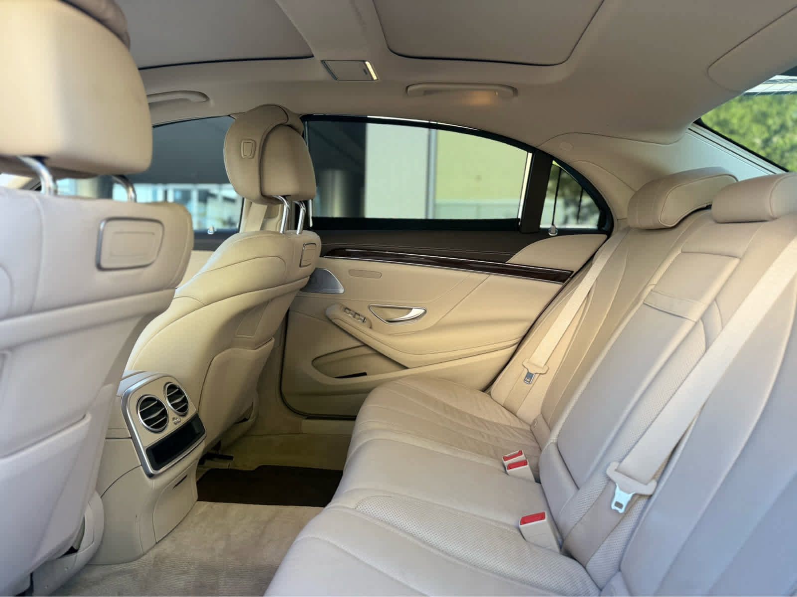 Used 2020 Mercedes-Benz S 450 Sedan image 7
