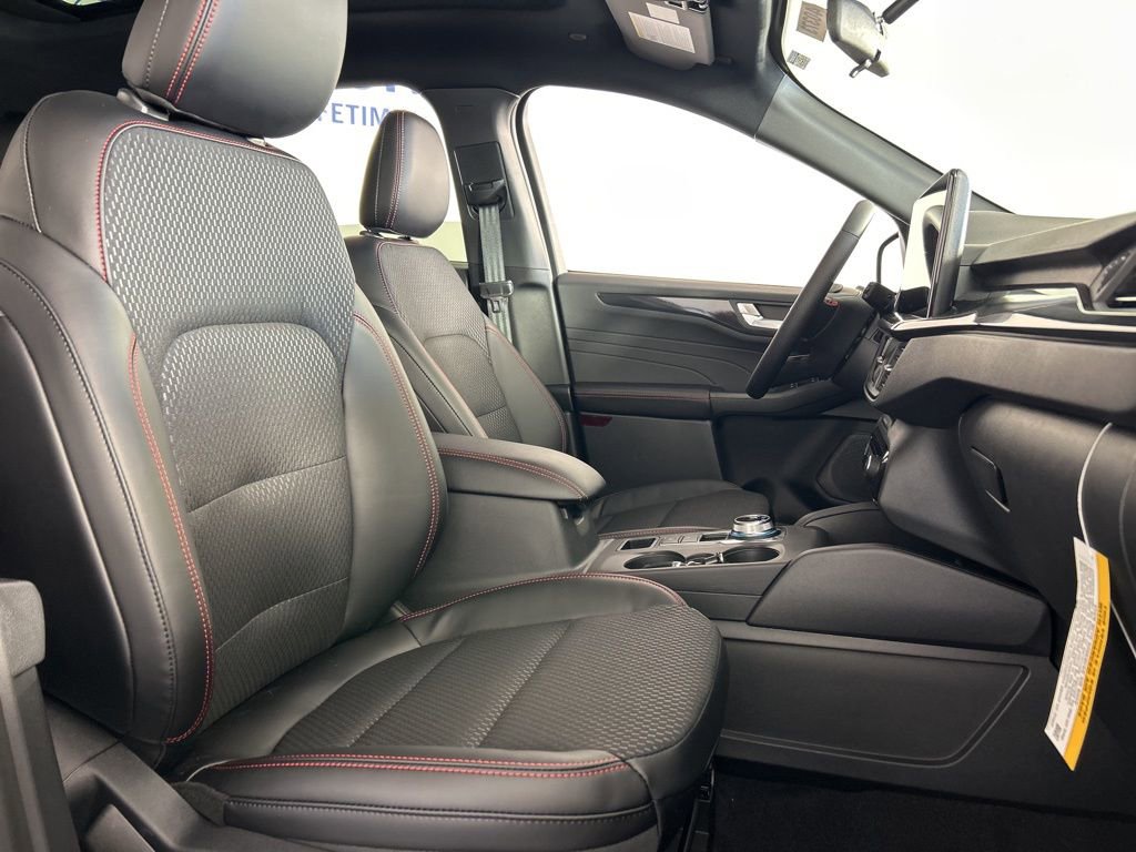New 2026 Ford Escape ST-Line w/ Tech Pack #1 image 26