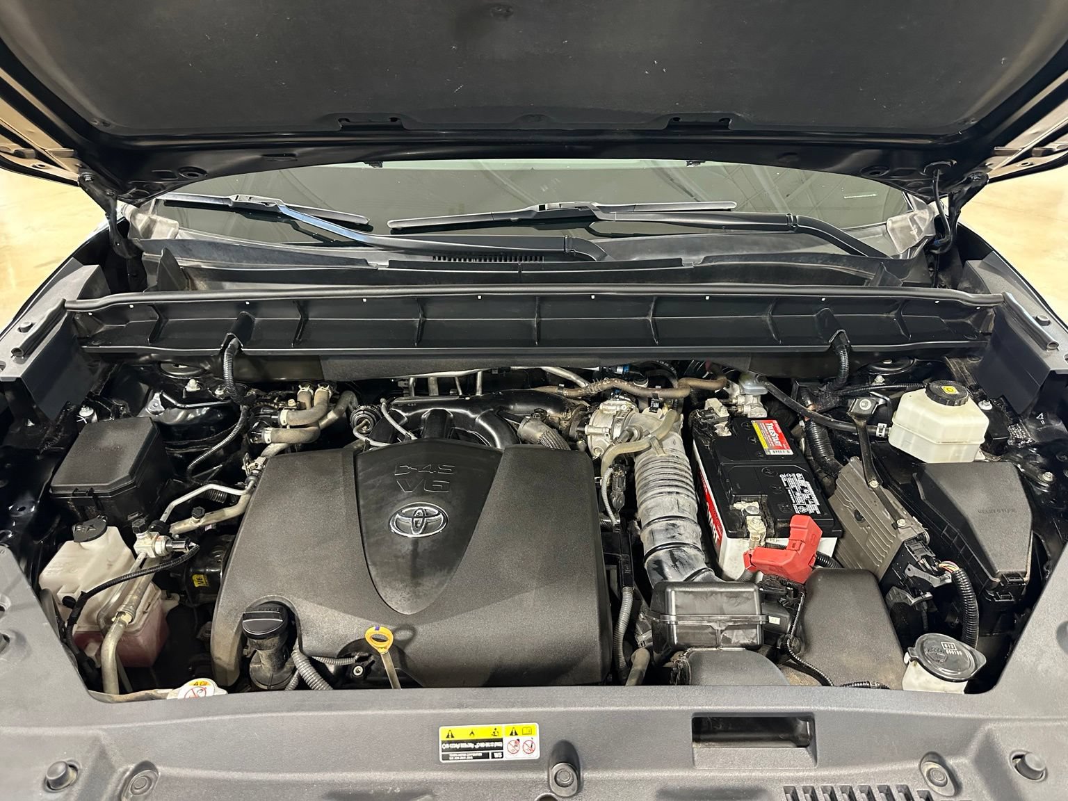 Used 2022 Toyota Highlander XLE FWD image 50