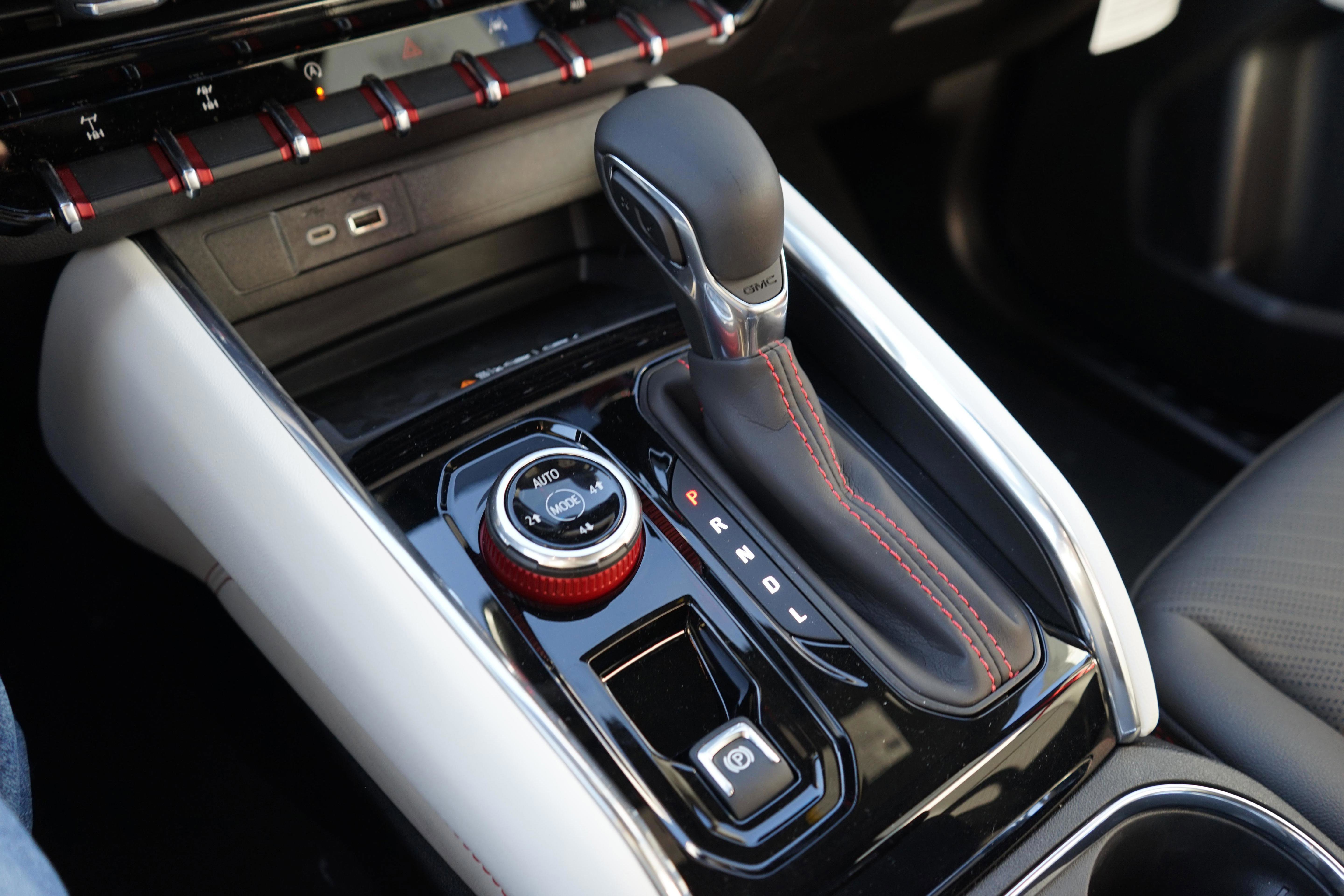 New 2026 GMC Canyon AT4X w/ AT4X AEV Edition image 15