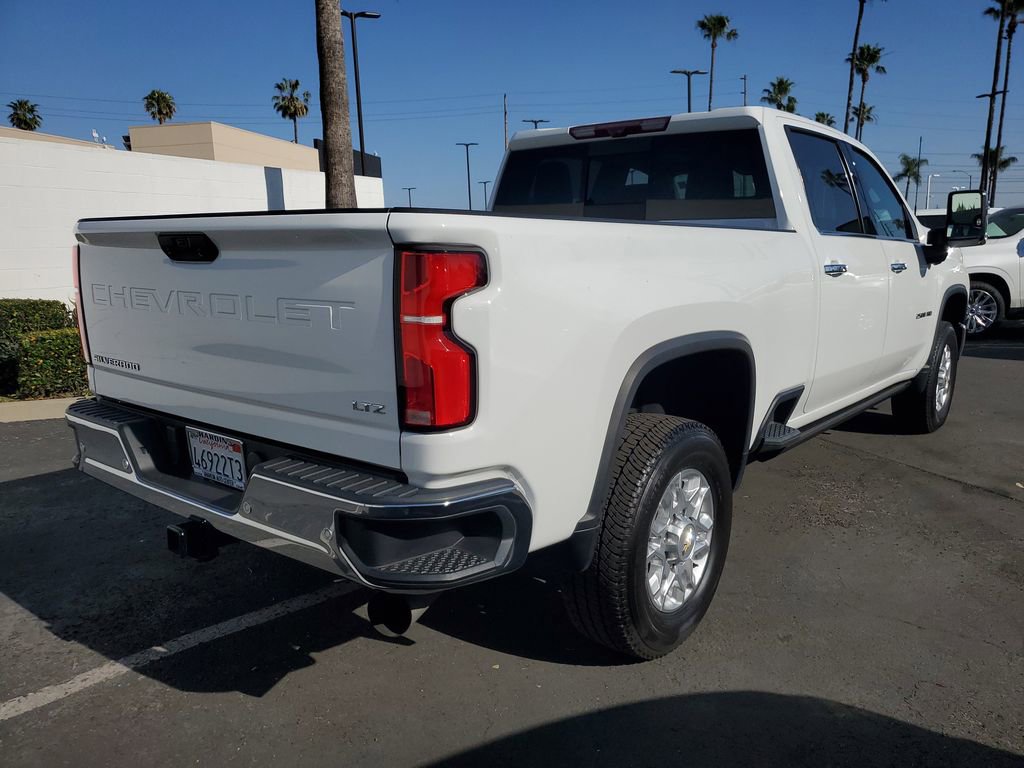 Used 2024 Chevrolet Silverado 2500 LTZ w/ LTZ Premium Package image 5