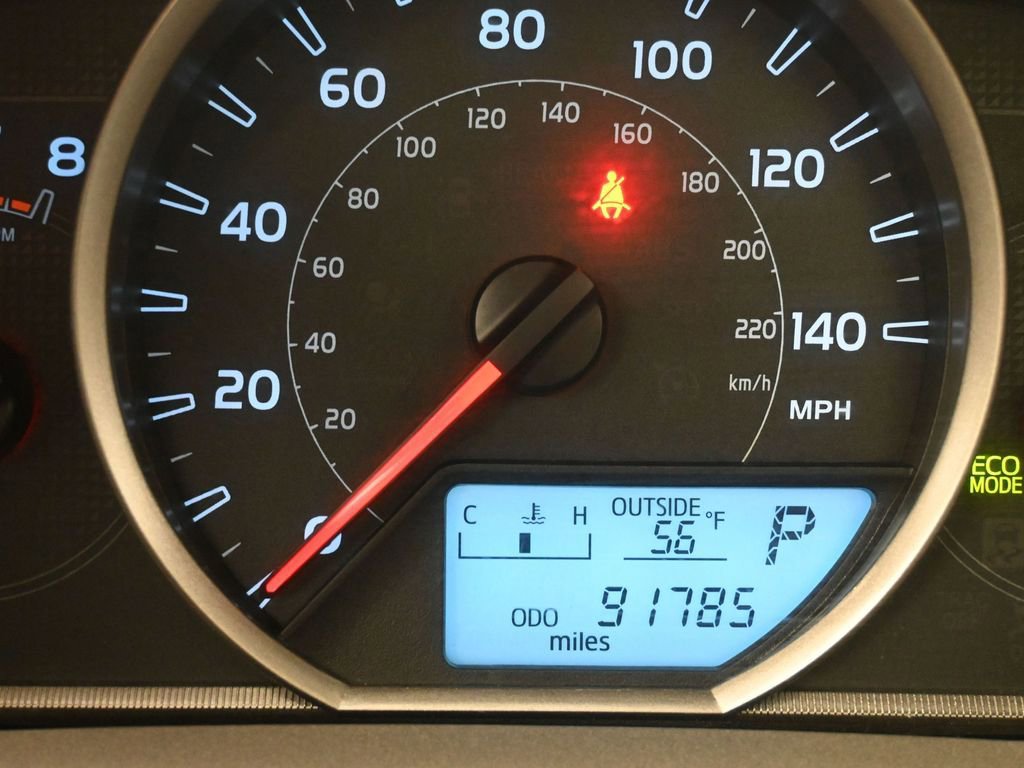 Used 2014 Toyota RAV4 XLE image 16