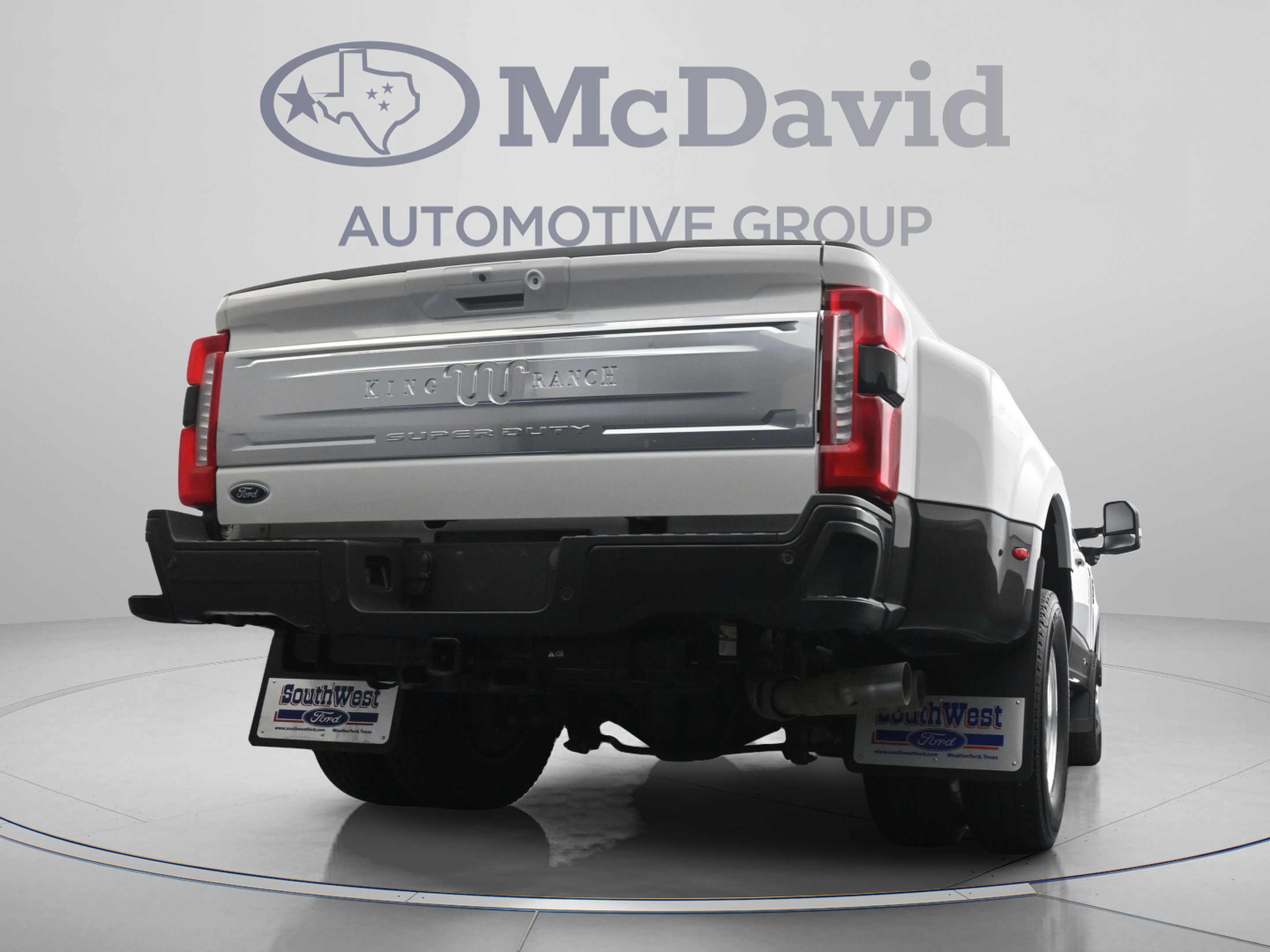 Certified 2024 Ford F350 King Ranch AWD/4WD image 31
