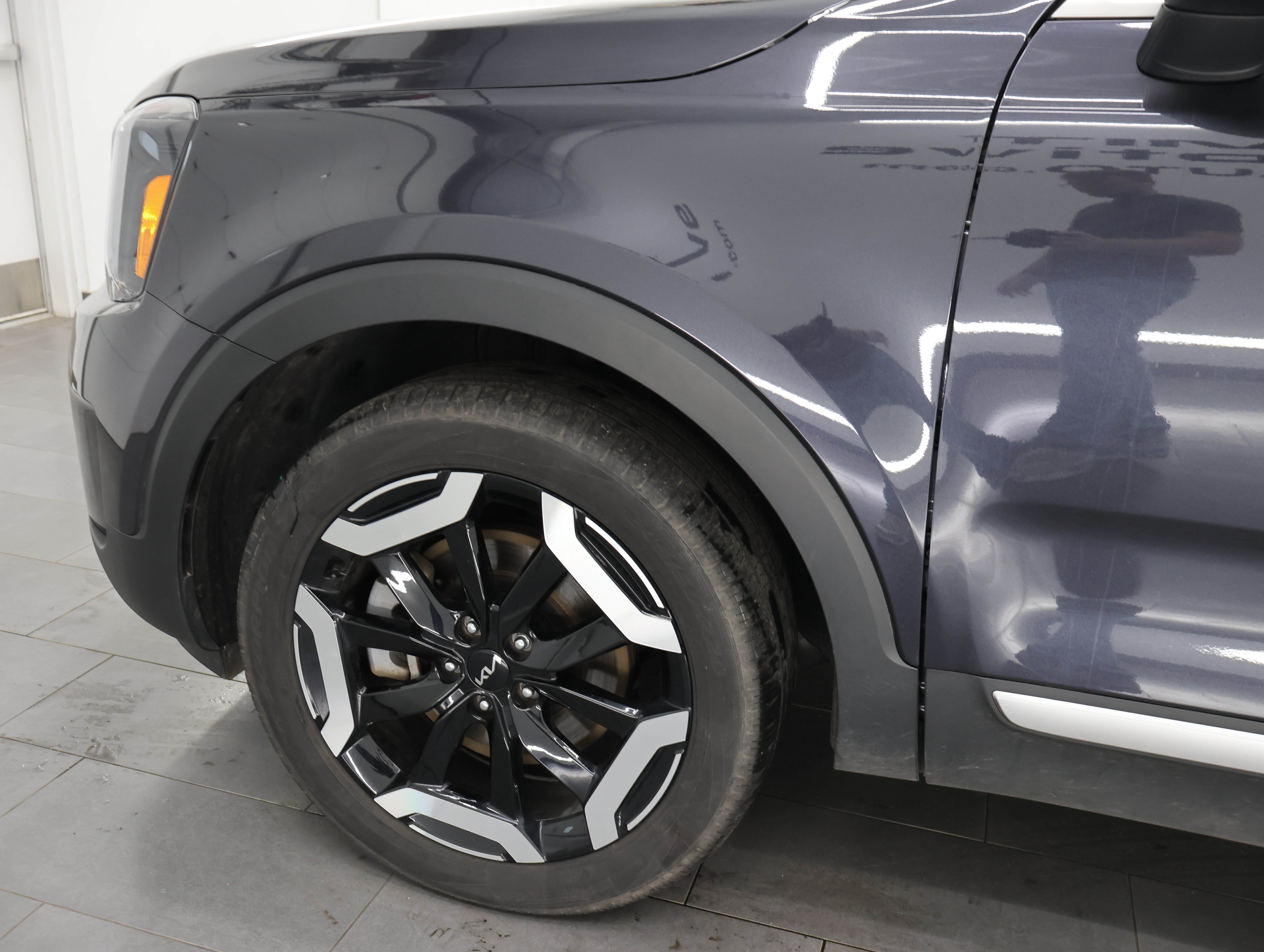 Used 2025 Kia Telluride S AWD/4WD image 36