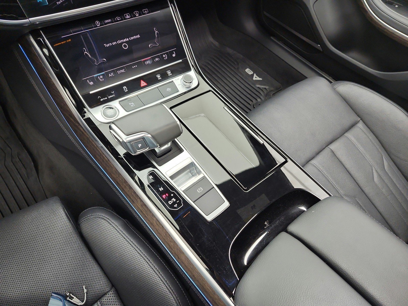 Used 2021 Audi A8 L 3.0T w/ Executive Plus Package AWD/4WD image 12