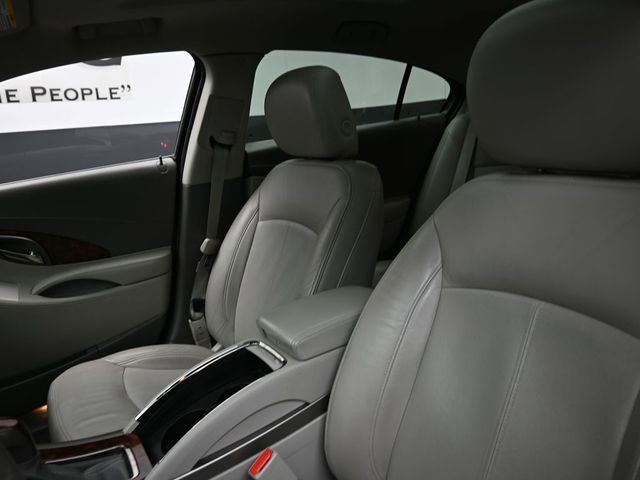 Used 2013 Buick LaCrosse Premium w/ Driver Confidence Package FWD image 16