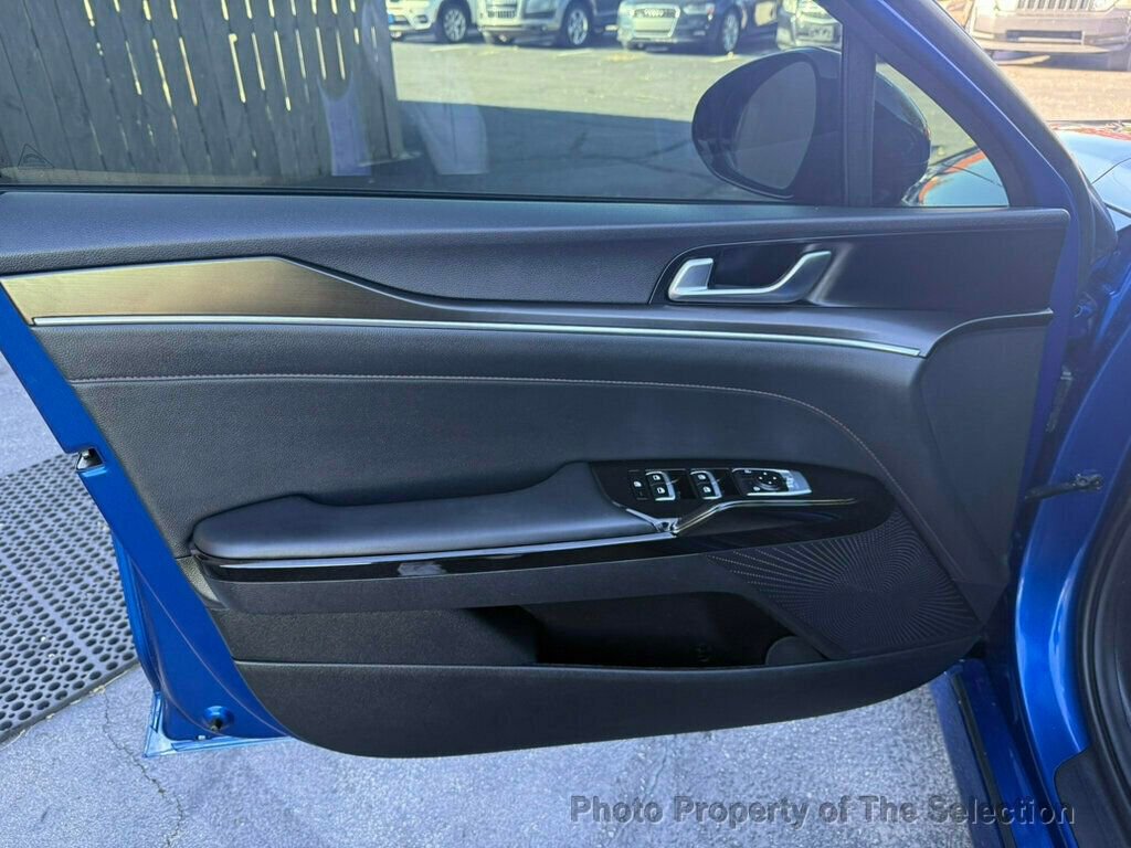 Used 2023 Kia K5 GT image 35