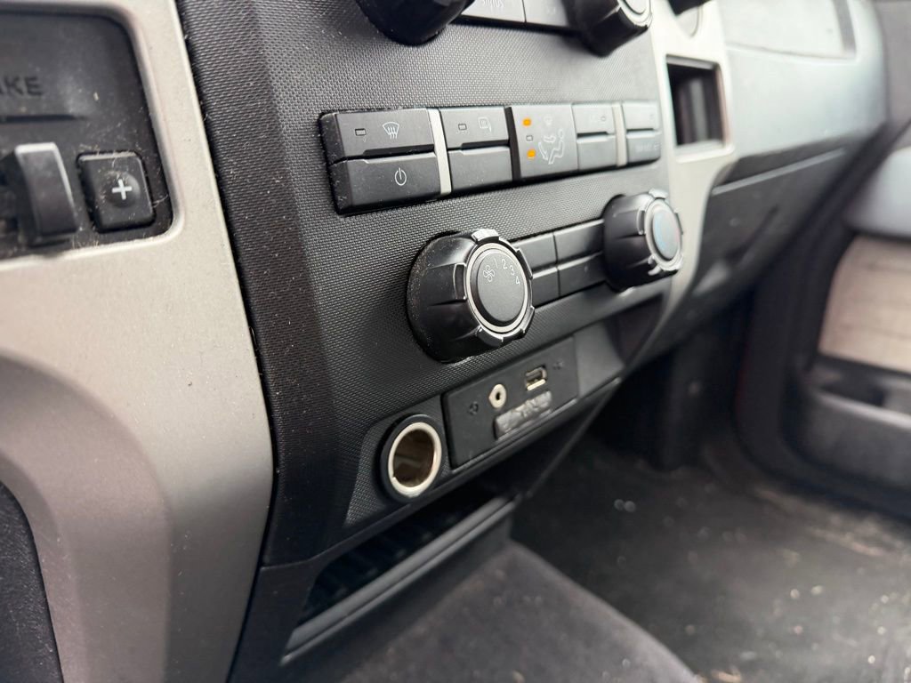 Used 2012 Ford F150 XLT w/ XLT Chrome Pkg AWD/4WD image 14