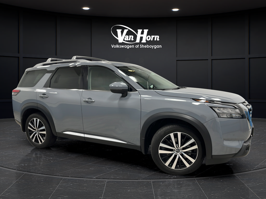 Used 2025 Nissan Pathfinder Platinum