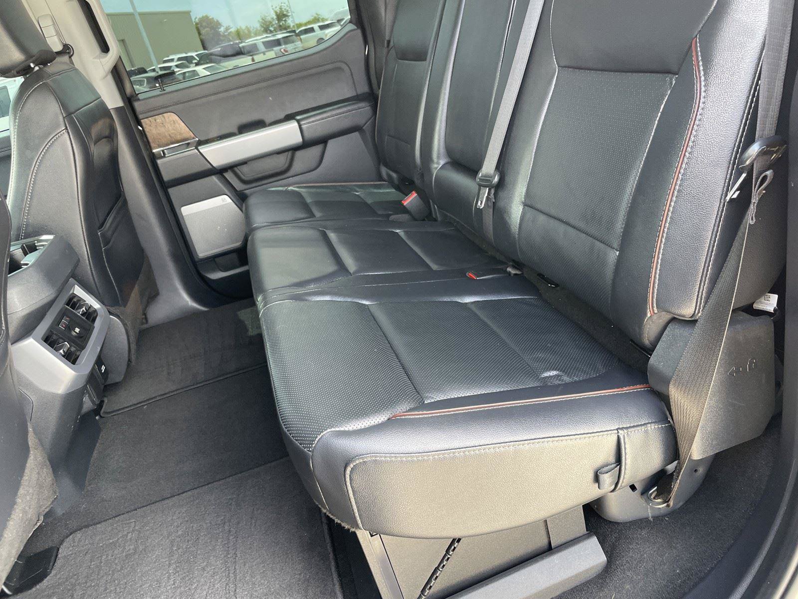 Used 2024 Ford F250 Lariat w/ Lariat Ultimate Package AWD/4WD image 26