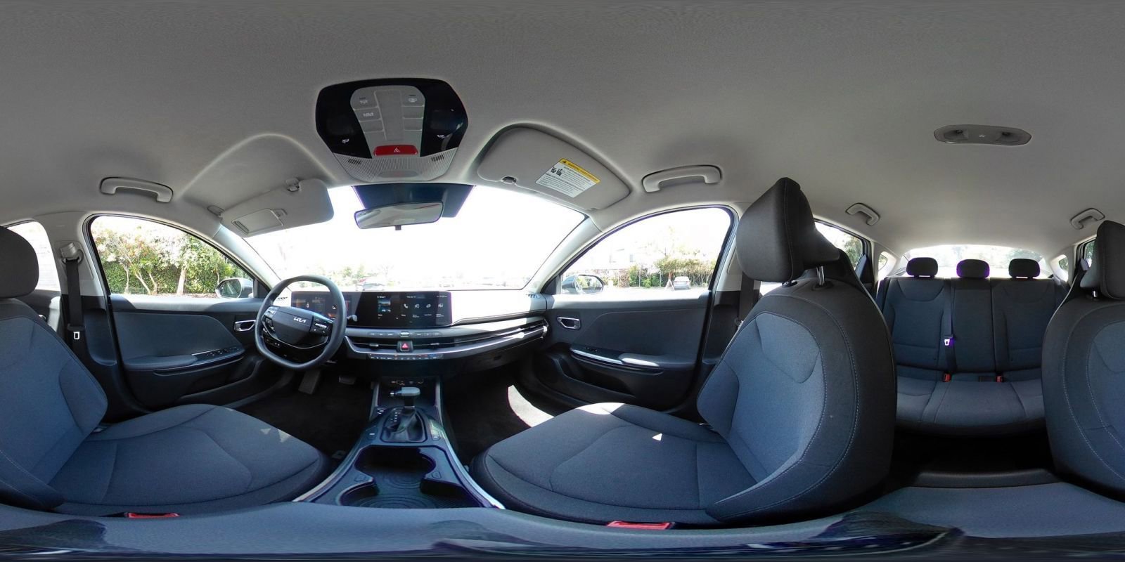 Used 2025 Kia K4 FWD image 40