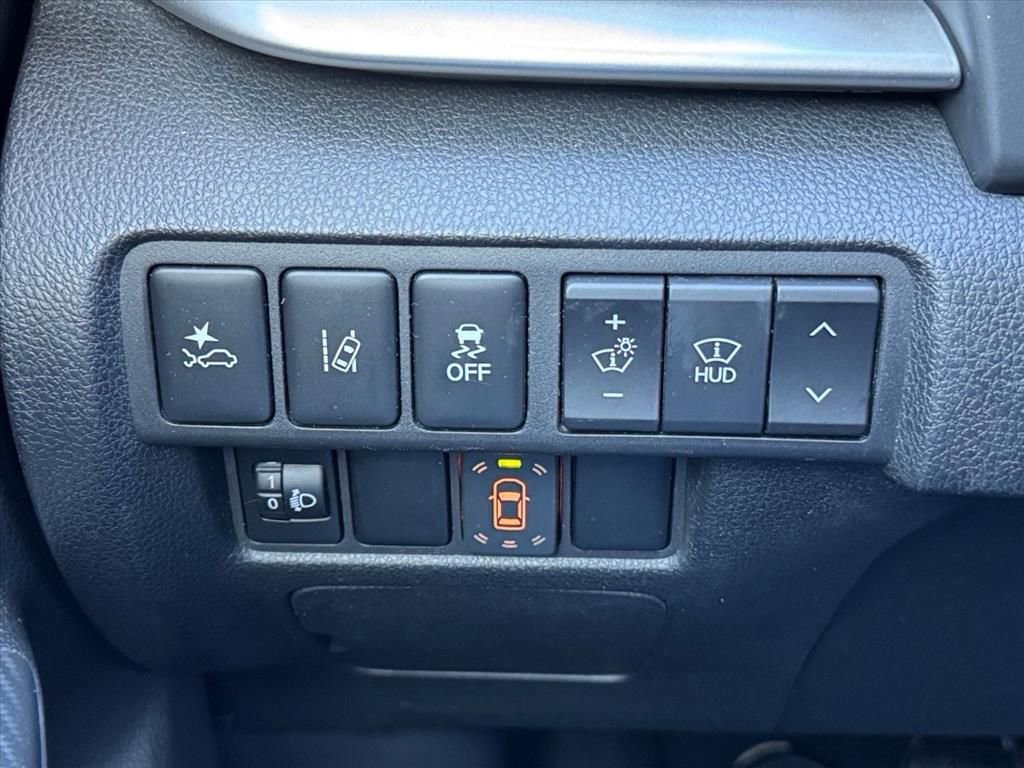 Used 2020 Mitsubishi Eclipse Cross SEL image 18