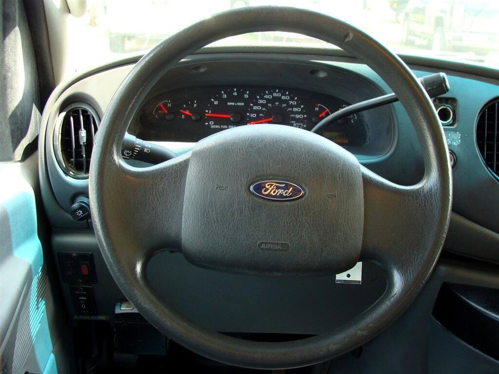 Used 2007 Ford E-450 and Econoline 450 image 12