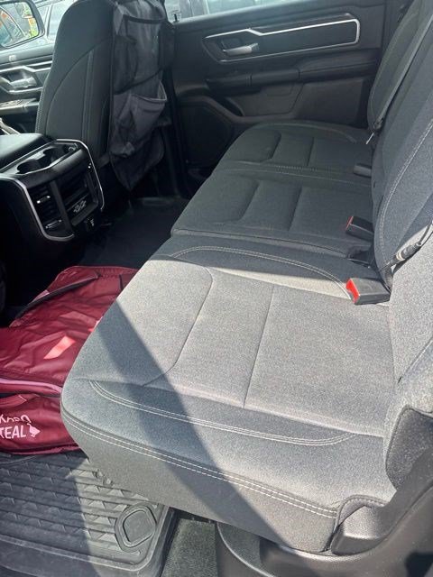 Used 2022 RAM 1500 Big Horn AWD/4WD image 13