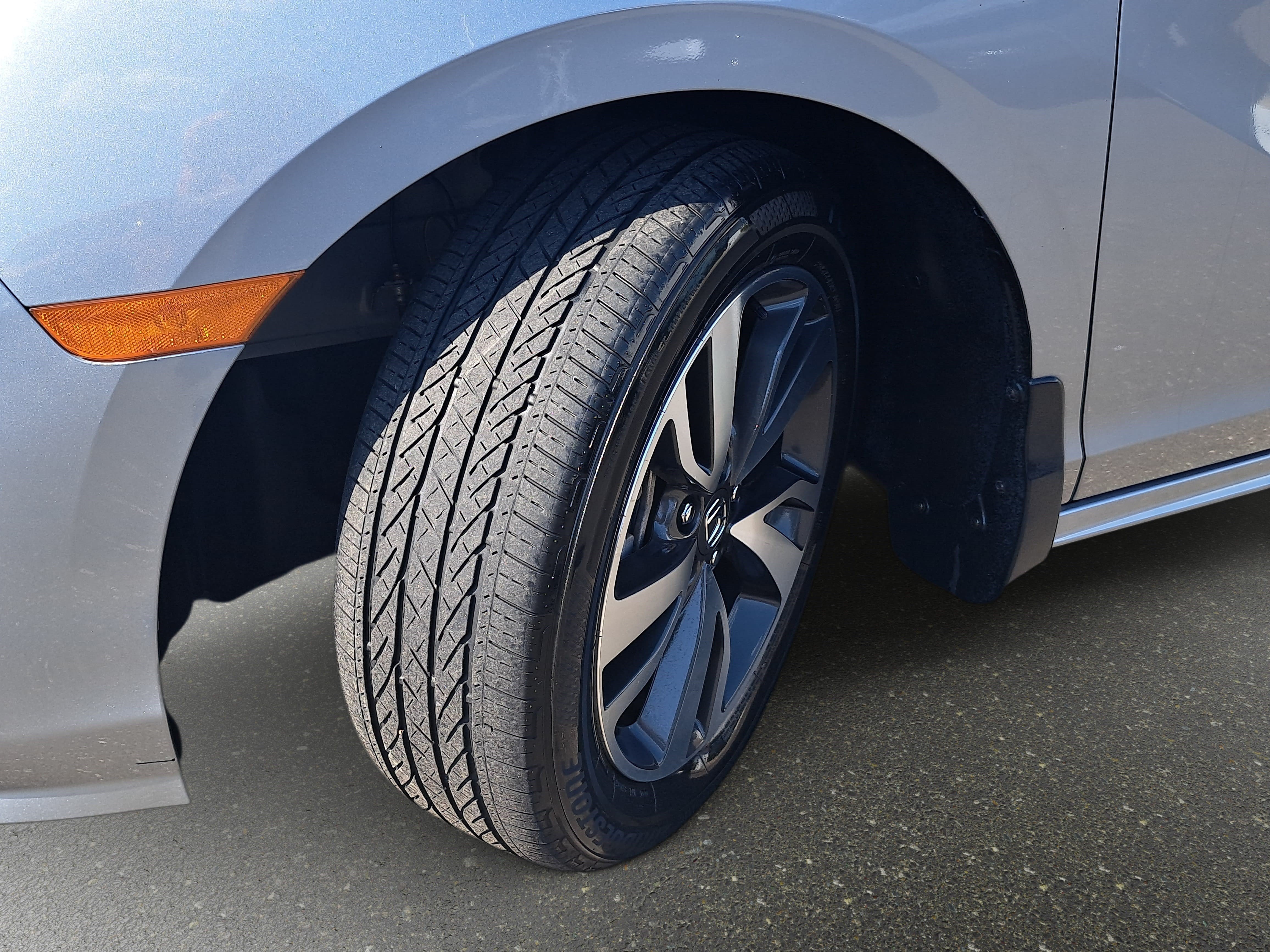 Used 2024 Honda Odyssey Touring image 32