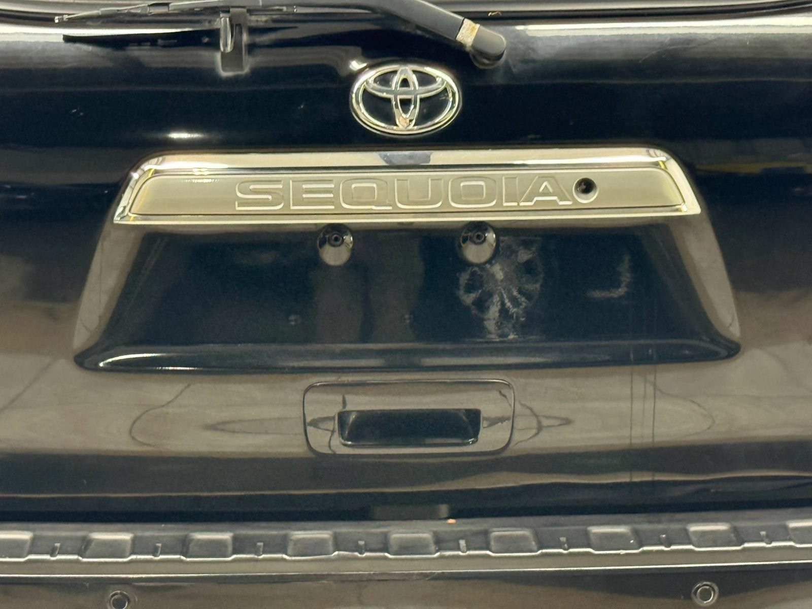 Used 2014 Toyota Sequoia Platinum AWD/4WD image 11