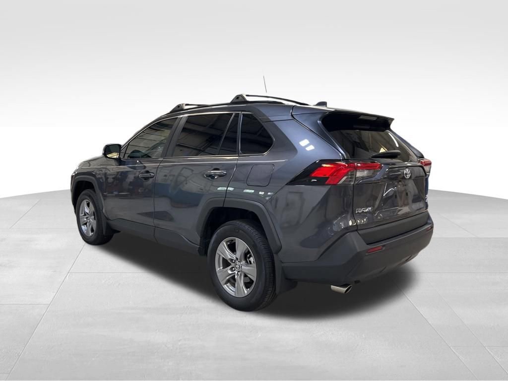 Used 2025 Toyota RAV4 XLE w/ Convenience Package AWD/4WD image 3