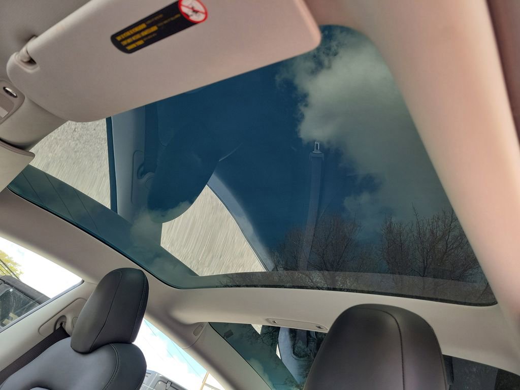 Used 2018 Tesla Model 3 Long Range image 32