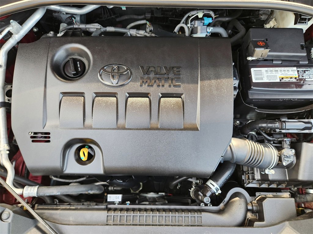 Used 2019 Toyota C-HR Limited image 33