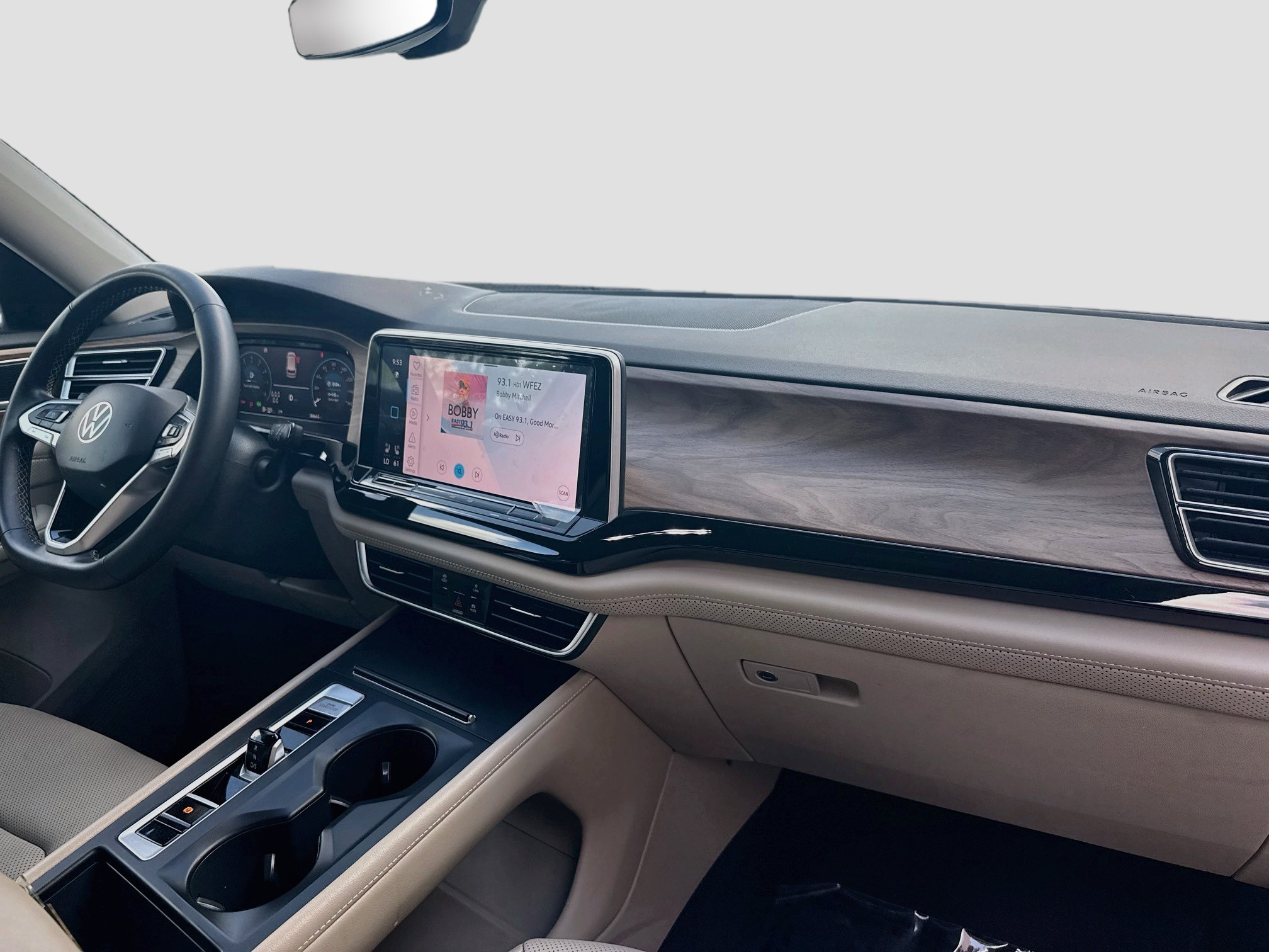 Used 2024 Volkswagen Atlas SE FWD image 32