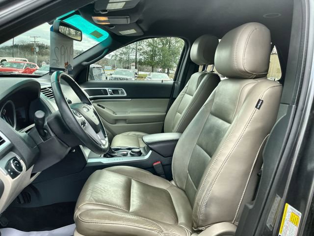 Used 2015 Ford Explorer XLT w/ Equipment Group 202A image 15