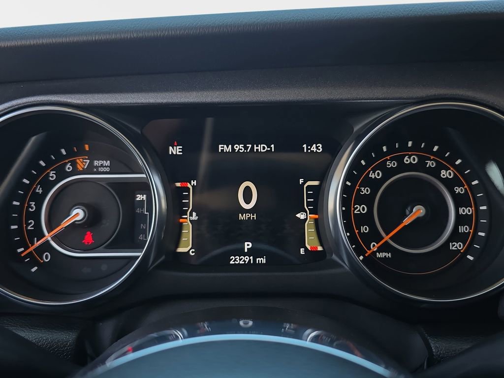 Used 2023 Jeep Gladiator Mojave w/ LED Lighting Group AWD/4WD image 21