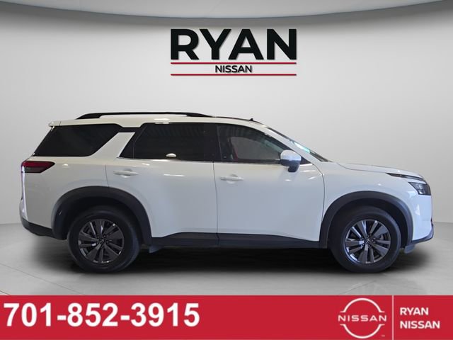 Certified 2025 Nissan Pathfinder SV AWD/4WD image 2