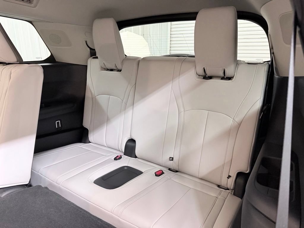 New 2027 INFINITI QX60 Luxe FWD image 33