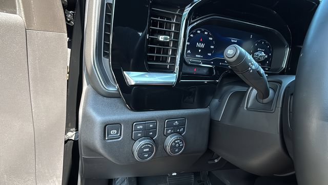 Used 2025 Chevrolet Silverado 1500 RST AWD/4WD image 21