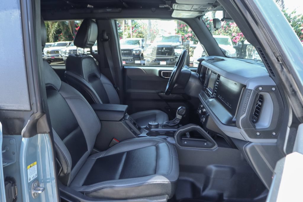 Used 2023 Ford Bronco Big Bend w/ Sasquatch Package AWD/4WD image 41