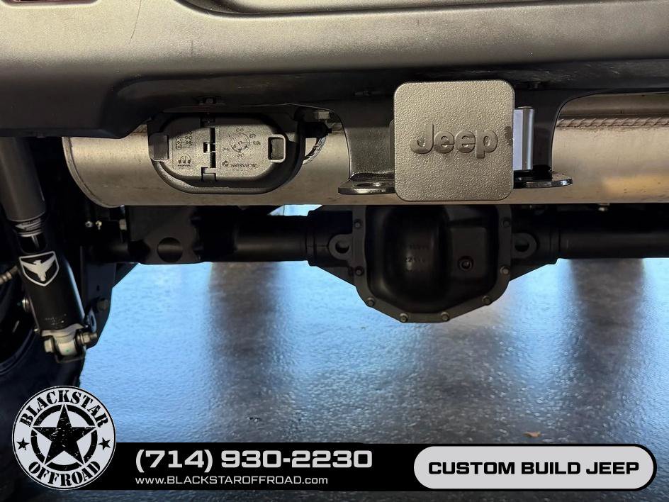 Used 2025 Jeep Wrangler Unlimited Rubicon AWD/4WD image 23
