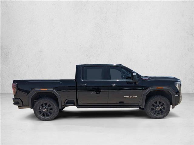 Used 2024 GMC Sierra 2500 AT4 w/ AT4 Premium Plus Package AWD/4WD image 3