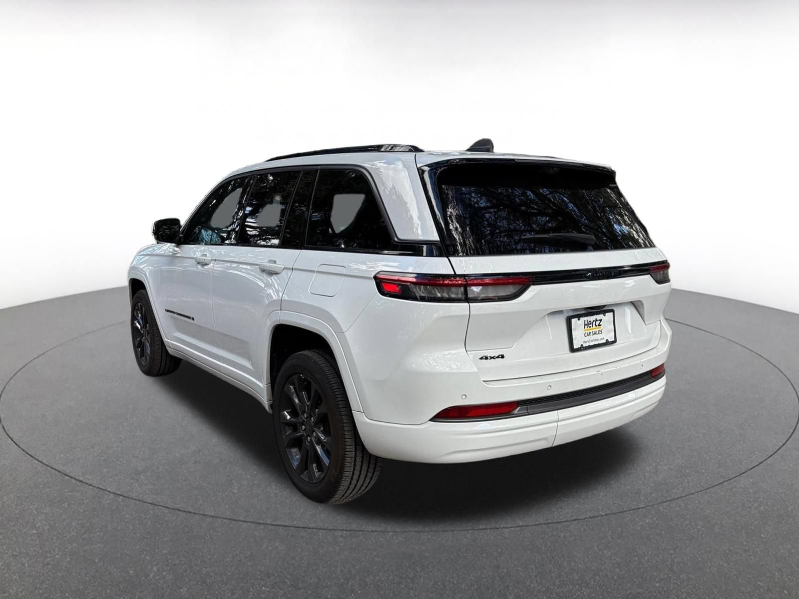 Used 2026 Jeep Grand Cherokee Limited AWD/4WD image 8