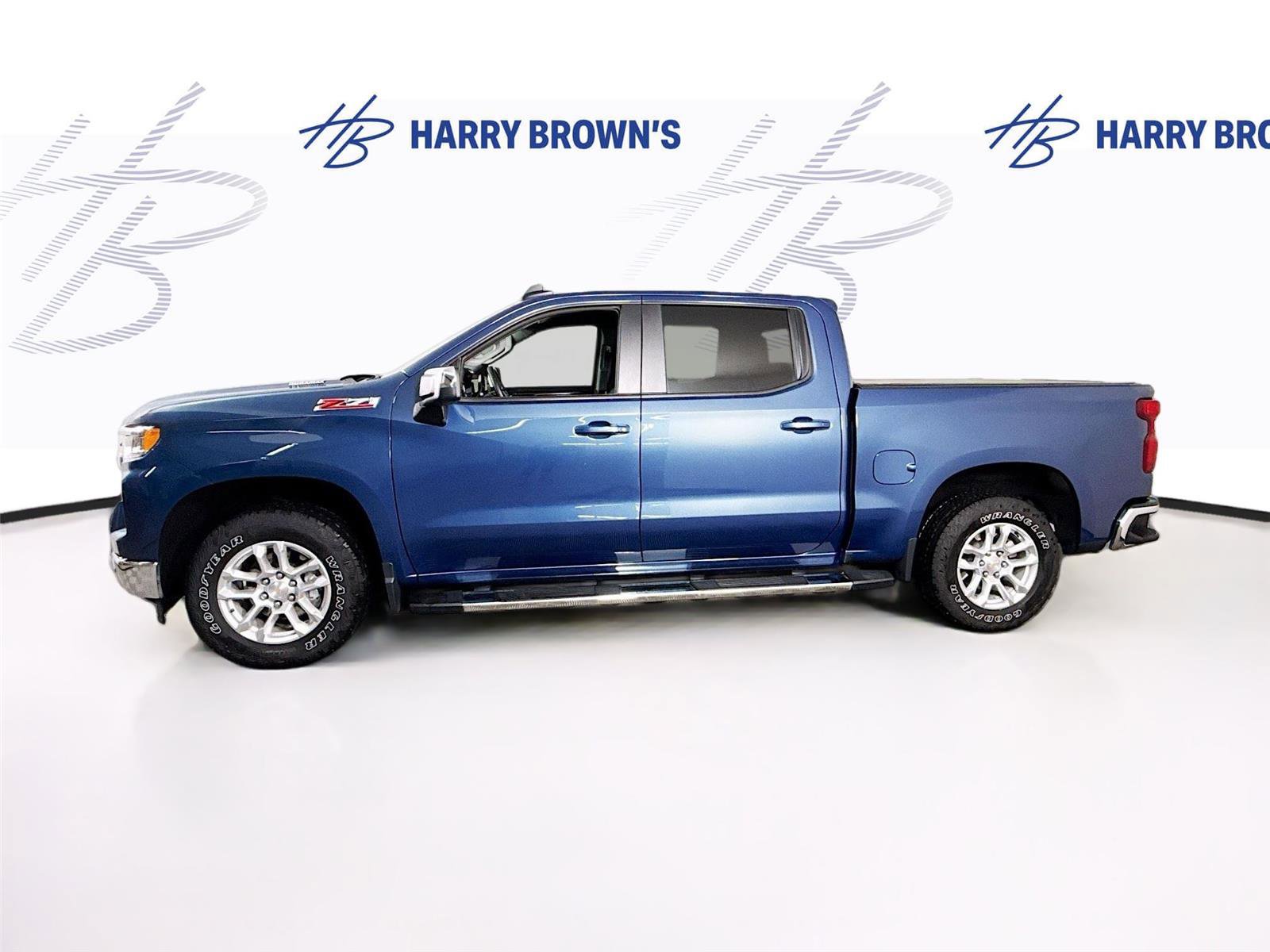 Used 2024 Chevrolet Silverado 1500 LT AWD/4WD image 27