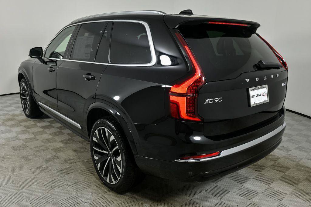 Used 2026 Volvo XC90 B6 Ultra w/ Protection Package AWD/4WD image 3