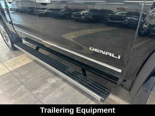 Used 2017 GMC Sierra 1500 Denali w/ Denali Ultimate Package AWD/4WD image 9