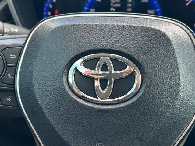 Certified 2022 Toyota Corolla Cross XLE w/ Convenience Package FWD image 35