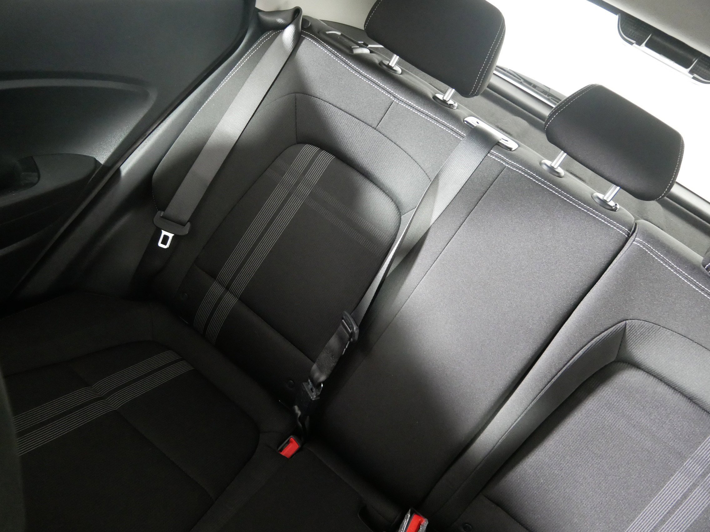 Used 2024 Hyundai Venue SEL image 12