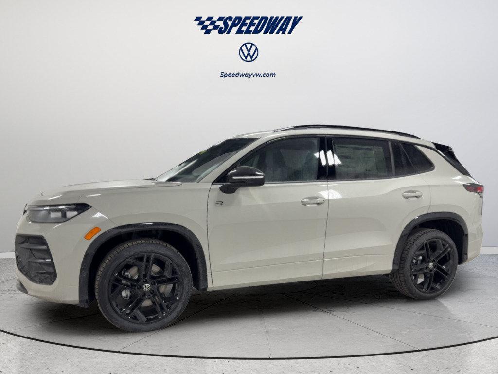 New 2026 Volkswagen Tiguan SE R-Line AWD/4WD image 10